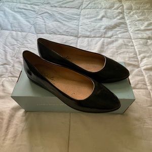 Lifestride black flats